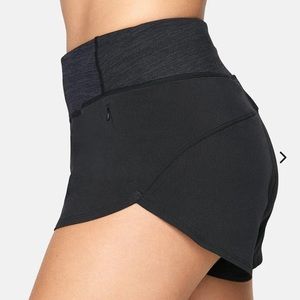 Outdoor Voices Hudson 2.5” Short